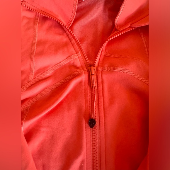 Women’s lululemon define jacket size 4 coral color - Picture 3 of 4